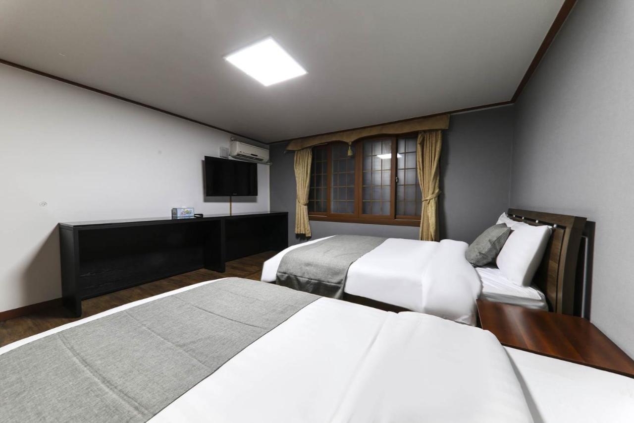 Major Hotel Jeju Buitenkant foto