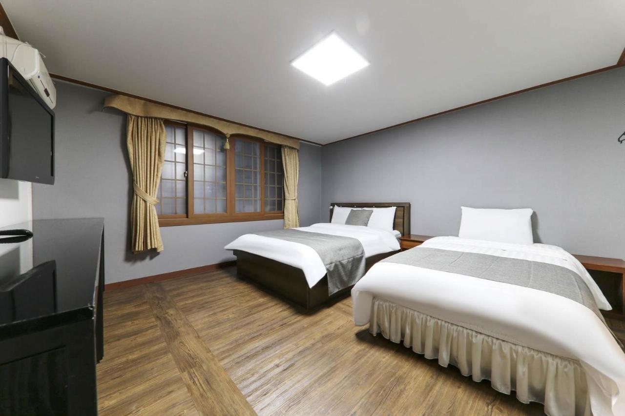 Major Hotel Jeju Buitenkant foto