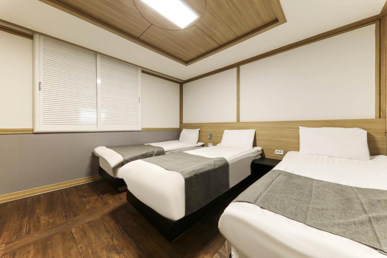 Major Hotel Jeju Buitenkant foto