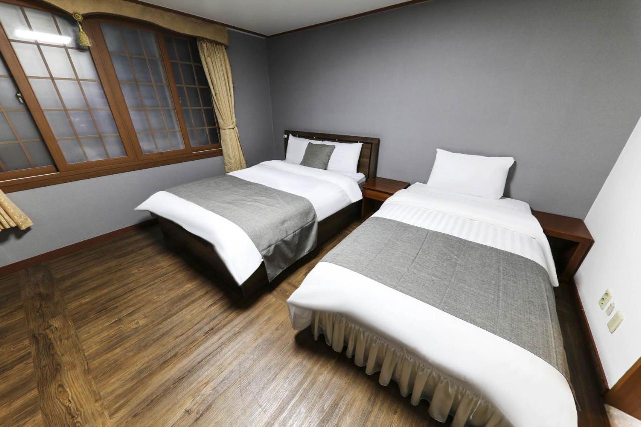 Major Hotel Jeju Buitenkant foto