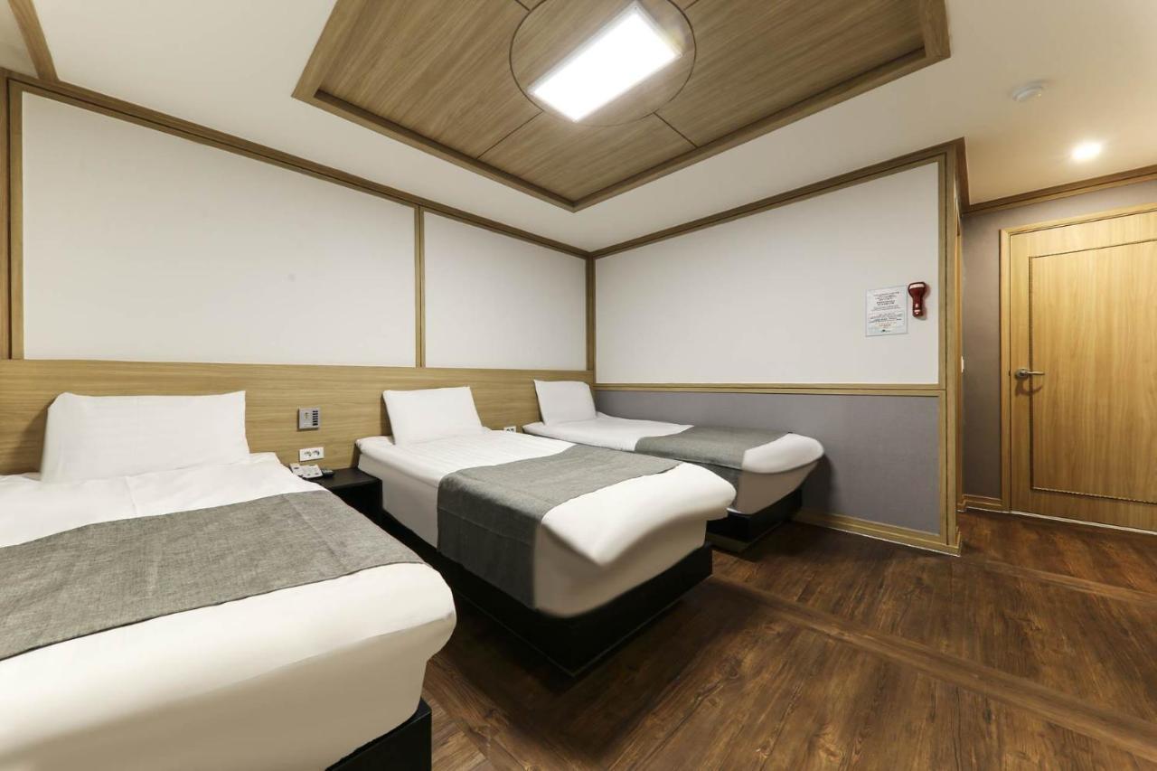 Major Hotel Jeju Buitenkant foto