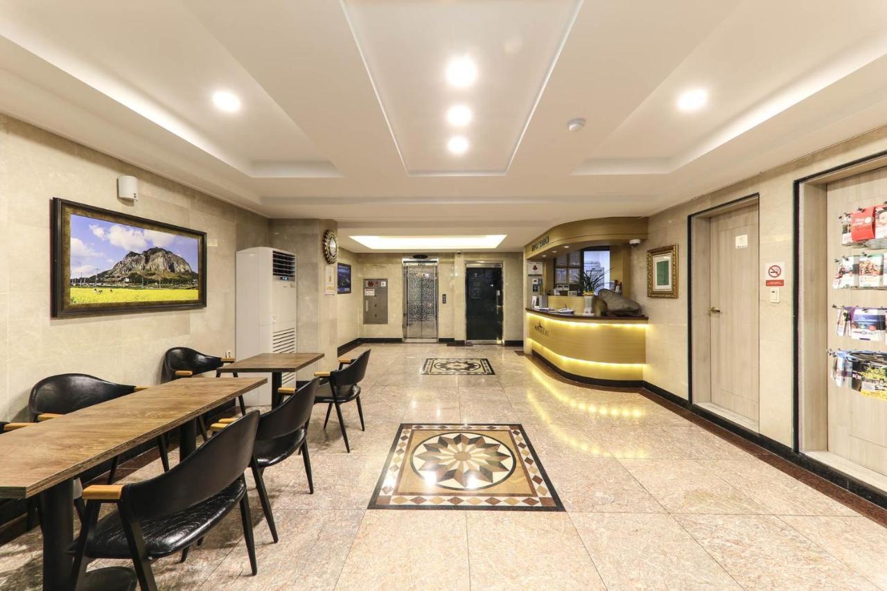Major Hotel Jeju Buitenkant foto